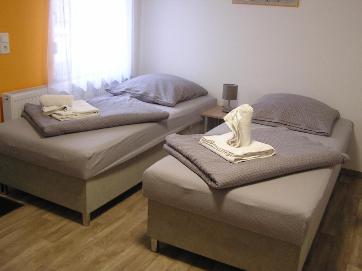 Apartamento Haus Thomas II Naumburg  Exterior foto